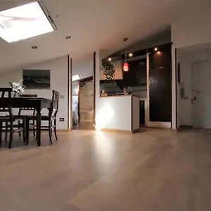 Appartement Accogliente Mansarda Nel Cuore Dell Antica, Livourne